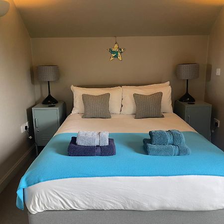Carp'S Rise Cottage Somerford Keynes Экстерьер фото